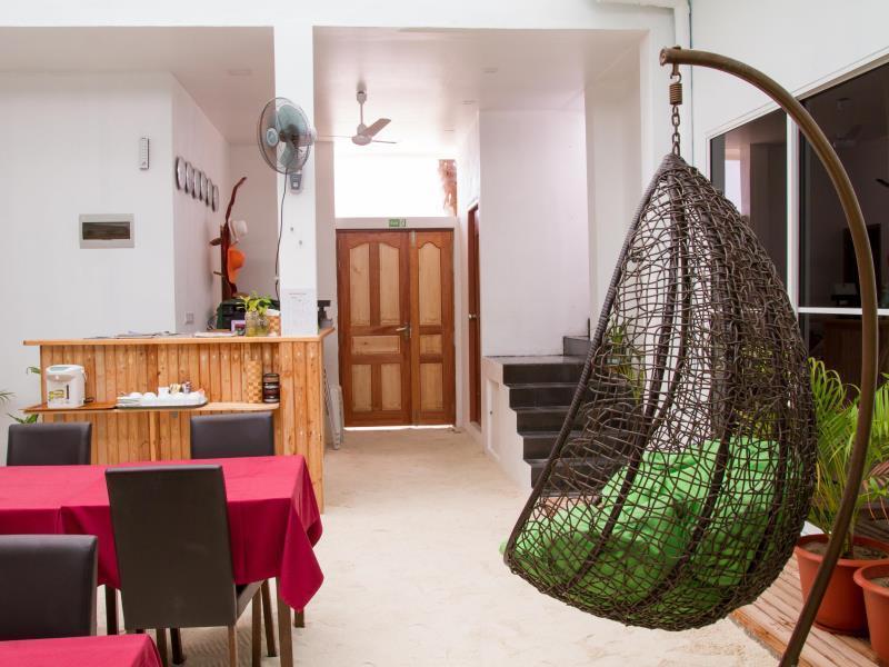 Royal Pearl Inn Maafushi Eksteriør billede