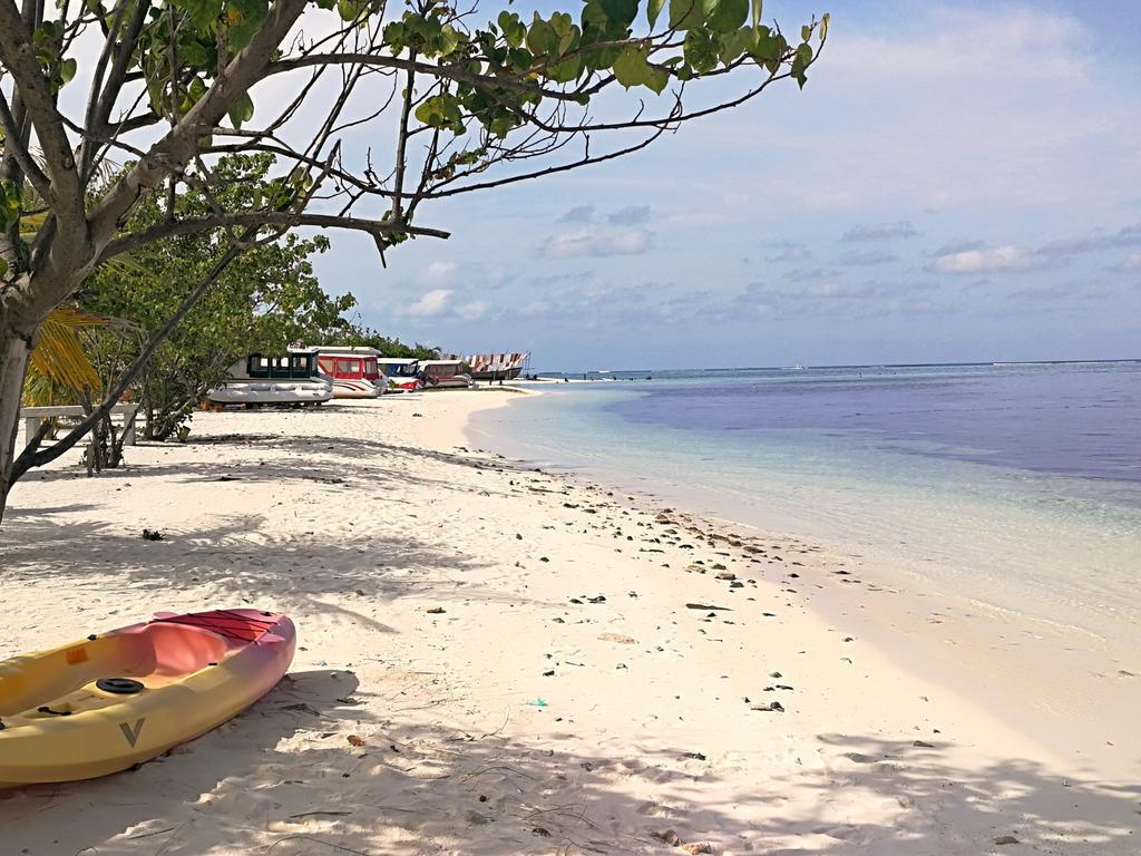 Royal Pearl Inn Maafushi Eksteriør billede