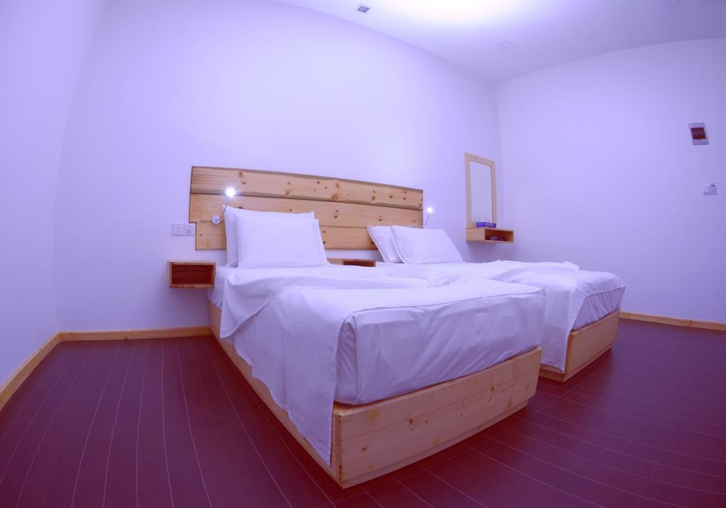 Royal Pearl Inn Maafushi Eksteriør billede
