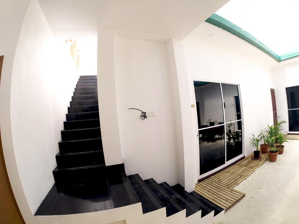 Royal Pearl Inn Maafushi Eksteriør billede