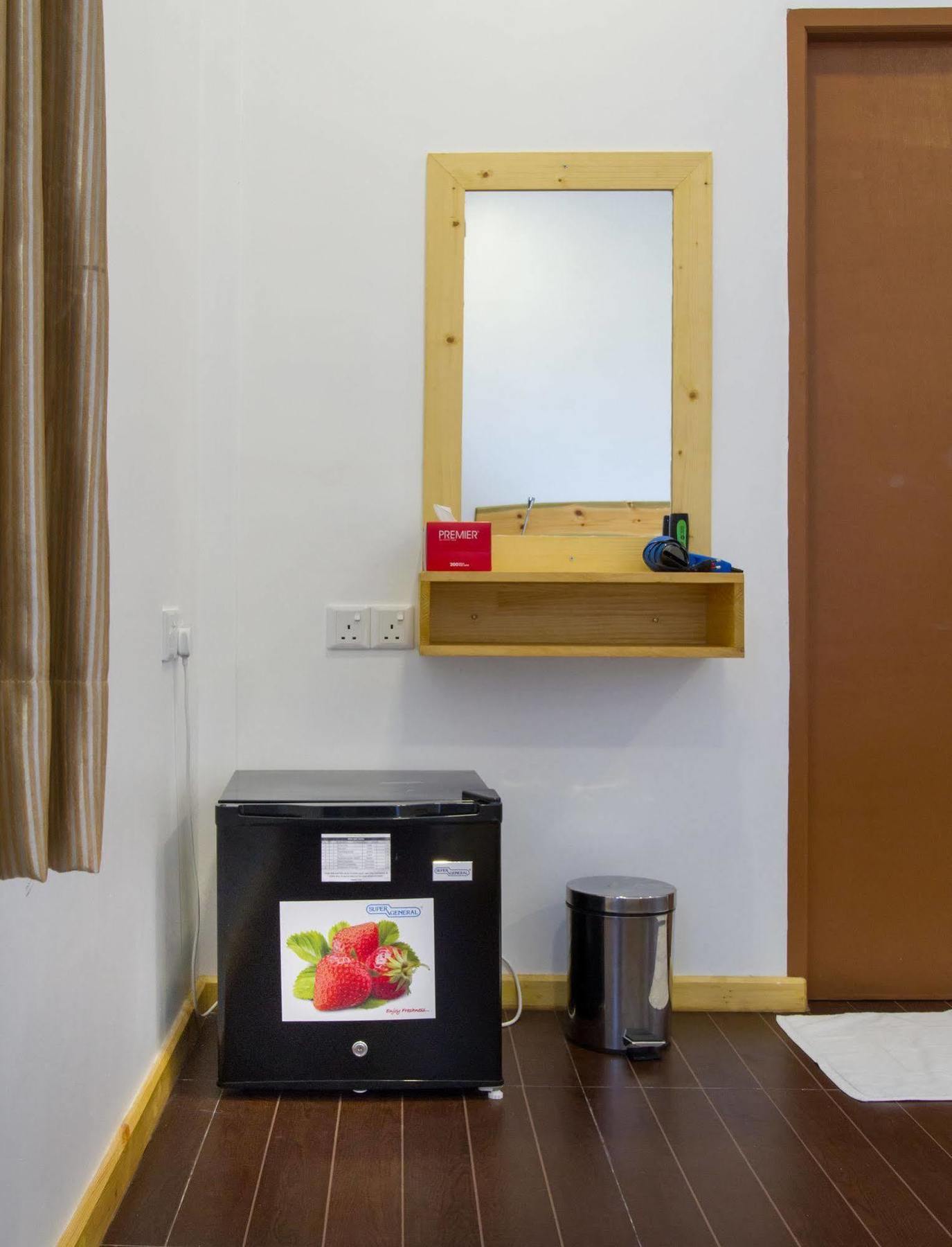 Royal Pearl Inn Maafushi Eksteriør billede
